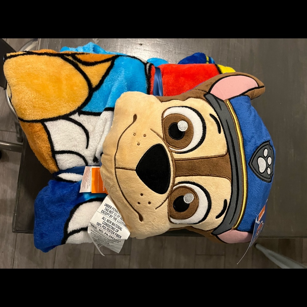 Paw Patrol blanket & pillow